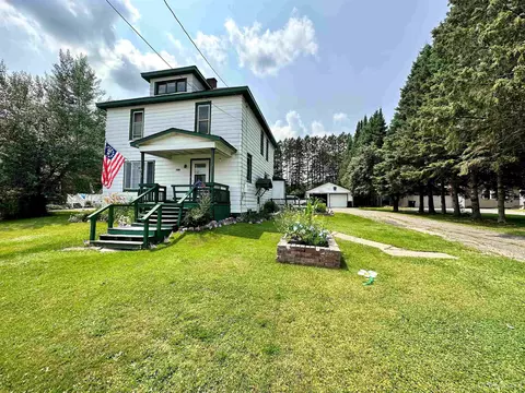 402 Selden, Iron River, MI 49935