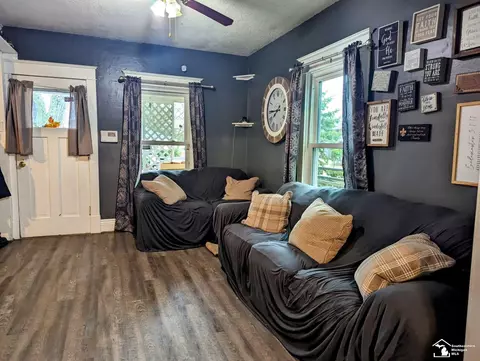 836 Smith, Monroe, MI 48161 photo 6