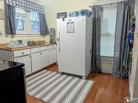 836 Smith, Monroe, MI 48161 photo 10