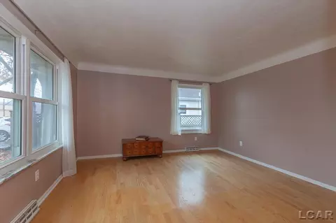212 E Shawnee, Tecumseh, MI 49286 photo 5