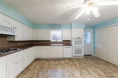 212 E Shawnee, Tecumseh, MI 49286 photo 9