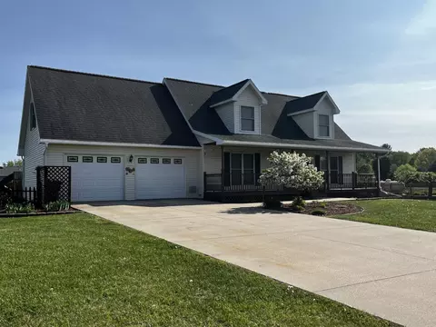 9550 Middle, Farwell, MI 48622