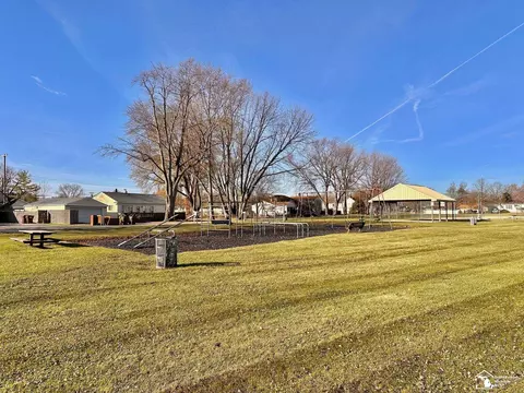 3272 Navarre, Monroe, MI 48162 photo 24