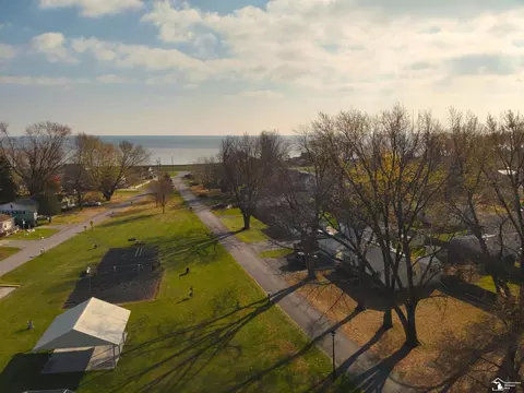 3272 Navarre, Monroe, MI 48162 photo 28