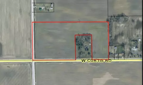 W Curtis, Birch Run, MI 48415