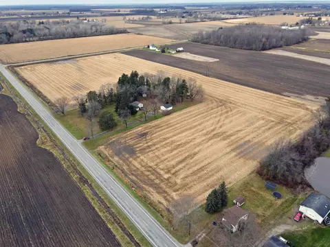 W Curtis, Birch Run, MI 48415 photo 3
