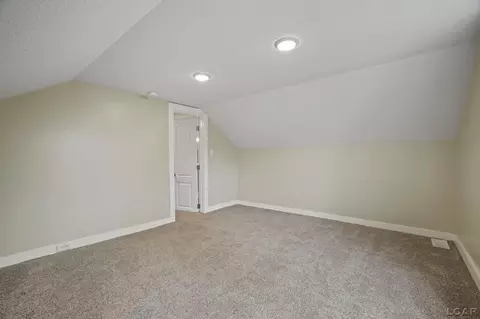 804 E Hunt, Adrian, MI 49221 photo 24
