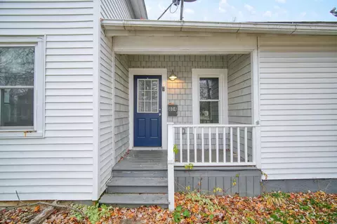 804 E Hunt, Adrian, MI 49221 photo 2