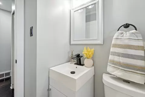 1113 Whitingham, Flint, MI 48503 photo 11