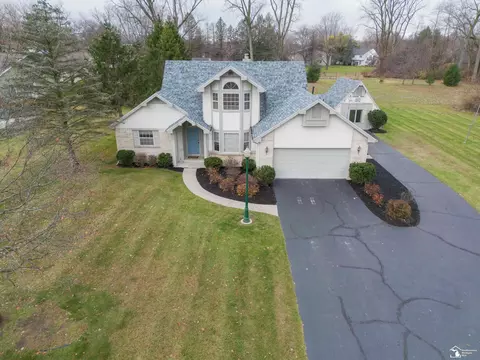 7443 Bridgeway, Temperance, MI 48182 photo 2