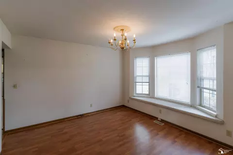 7443 Bridgeway, Temperance, MI 48182 photo 8