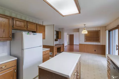 7443 Bridgeway, Temperance, MI 48182 photo 15