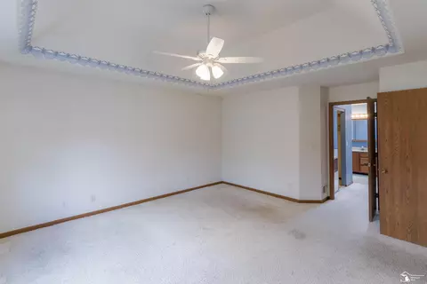 7443 Bridgeway, Temperance, MI 48182 photo 17