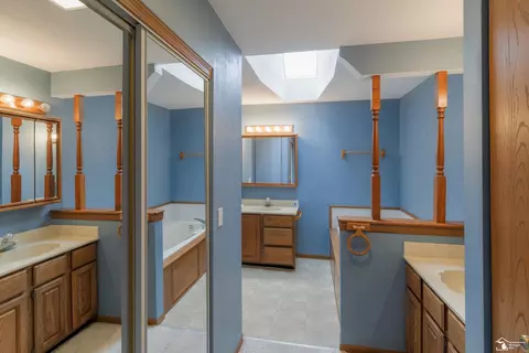 7443 Bridgeway, Temperance, MI 48182 photo 20
