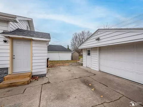 534 Bentley, Monroe, MI 48162 photo 20