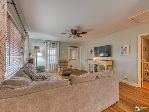 534 Bentley, Monroe, MI 48162 photo 7