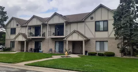 38519 Wellington, Clinton Township, MI 48036