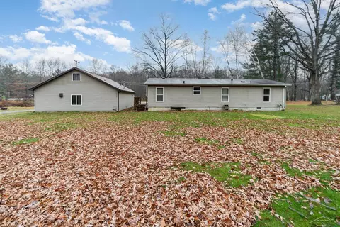12416 Bell, Burt, MI 48417 photo 24