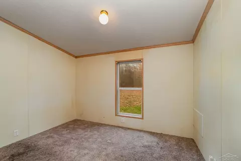 12416 Bell, Burt, MI 48417 photo 19
