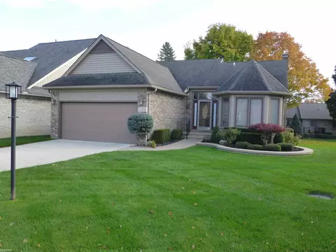 57325 Copper Crk, Washington, MI 48094