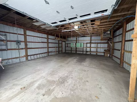2220 E Vly, Adrian, MI 49221 photo 9