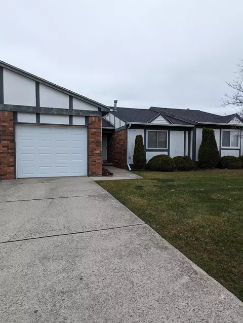 37929 Watkins, Sterling Heights, MI 48312