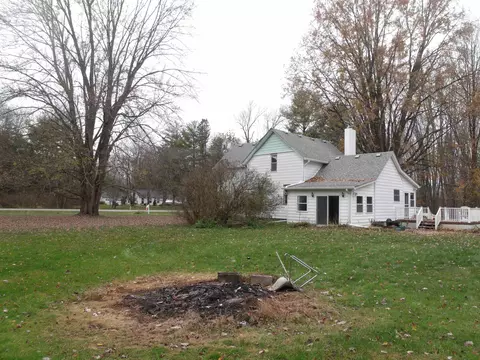 3677 Palms, Casco, MI 48064 photo 4
