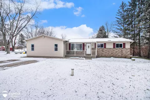 6326 E Dodge, Mount Morris, MI 48458