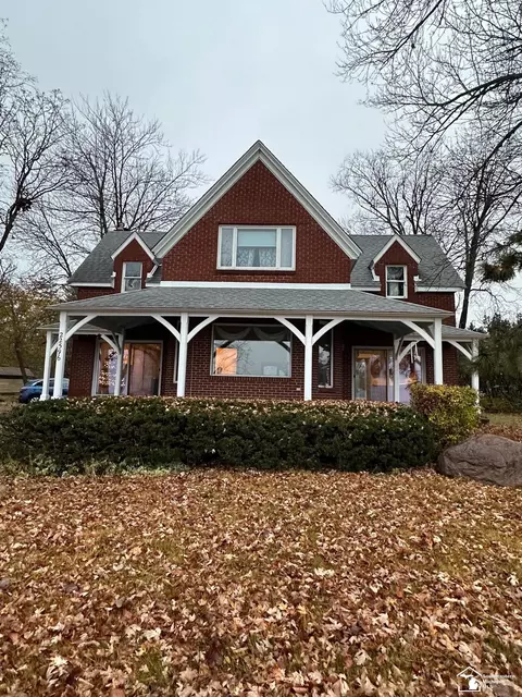 22596 East Riv, Grosse Ile, MI 48138 photo 2