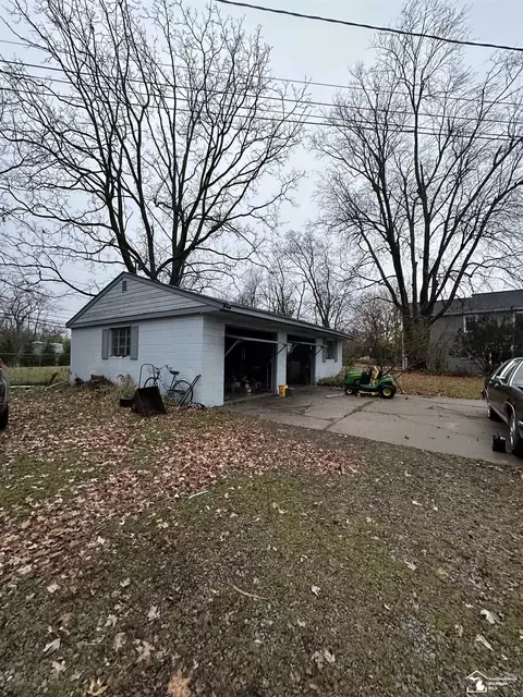 22596 East Riv, Grosse Ile, MI 48138 photo 14