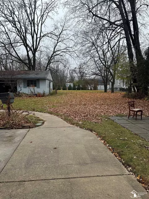 22596 East Riv, Grosse Ile, MI 48138 photo 12
