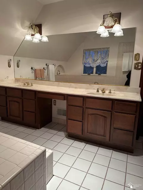 22596 East Riv, Grosse Ile, MI 48138 photo 42