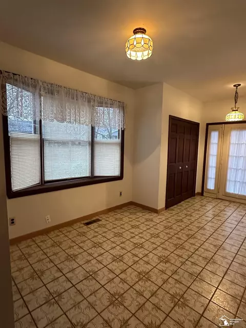 22596 East Riv, Grosse Ile, MI 48138 photo 24