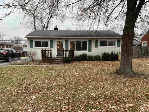 1934 S Custer, Monroe, MI 48161