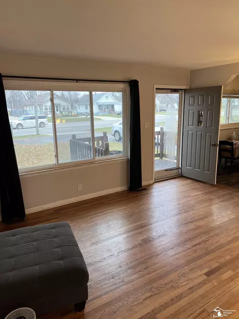 1934 S Custer, Monroe, MI 48161 photo 6