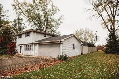 17033 Central, Romulus, MI 48174 photo 3