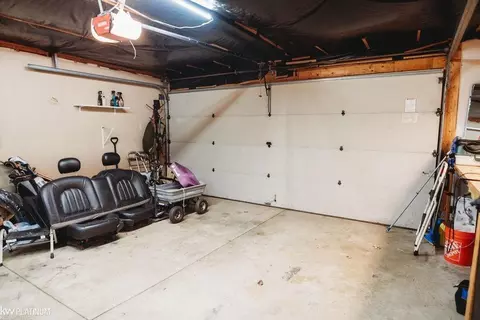 17033 Central, Romulus, MI 48174 photo 37