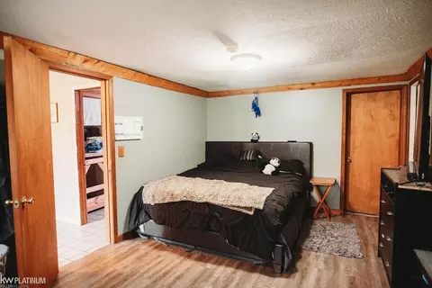 17033 Central, Romulus, MI 48174 photo 11