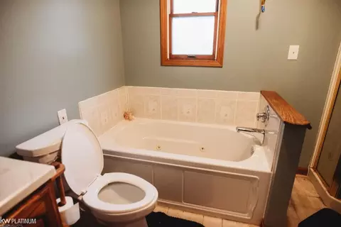 17033 Central, Romulus, MI 48174 photo 27