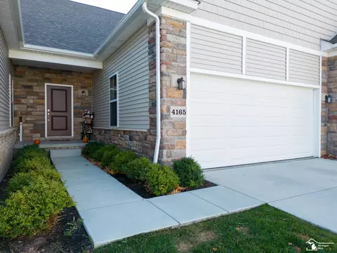 4165 Plum Vlg #2, Monroe, MI 48161