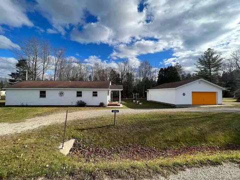 516 Co Rd 441 # N, Manistique, MI 49854