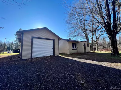 5461 Fern, Newald, WI 54511