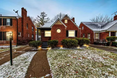 15643 Spring Gdn, Detroit, MI 48205