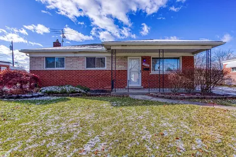 31719 Gloede, Warren, MI 48088