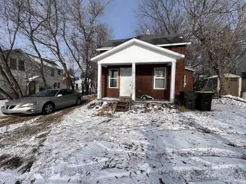 606 7th, Iron Mountain, MI 49801