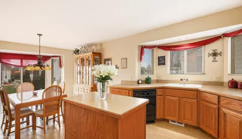 18202 Wingate, Macomb, MI 48042 photo 9