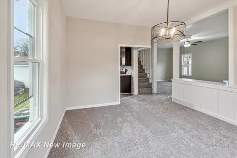 700 Broadway, Owosso, MI 48867 photo 8
