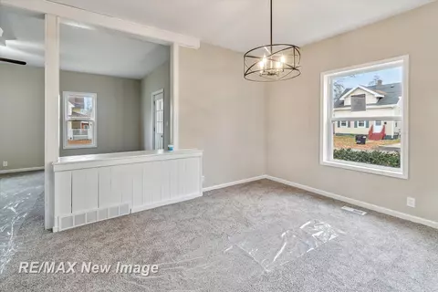 700 Broadway, Owosso, MI 48867 photo 9