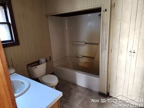 10090 Beecher, Flushing, MI 48433 photo 11