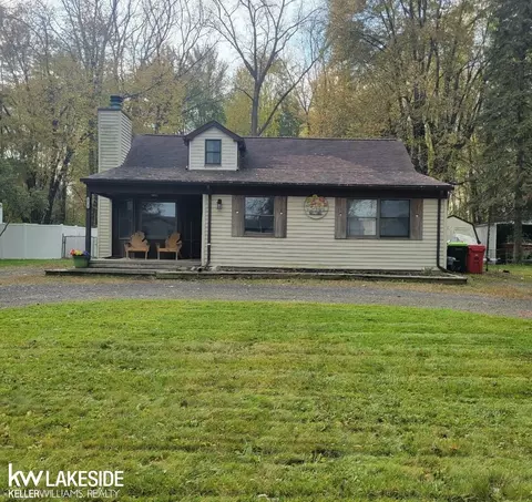 26340 Campau, Harrison Township, MI 48045